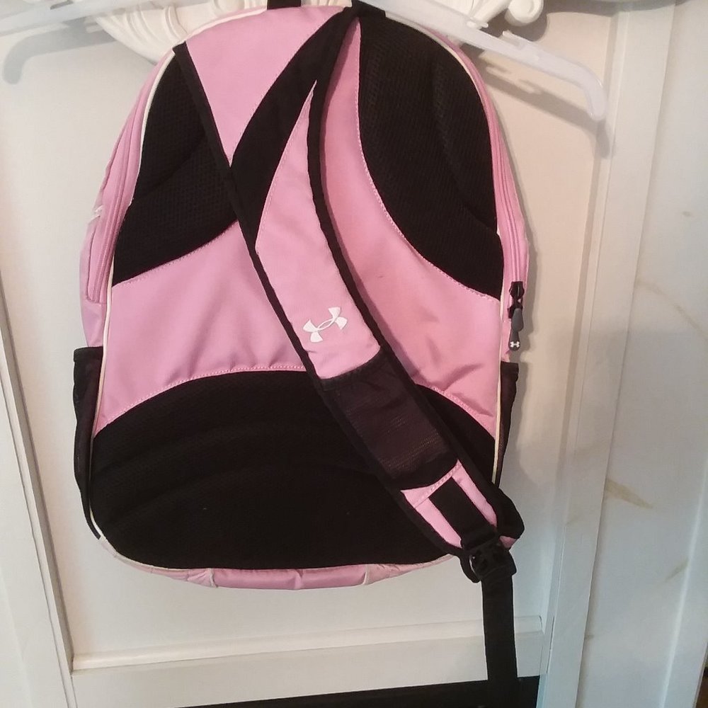 Under Armour Backpack - Picture 2 of 6